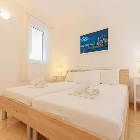 아파트 - Comfort One Bedroom E9